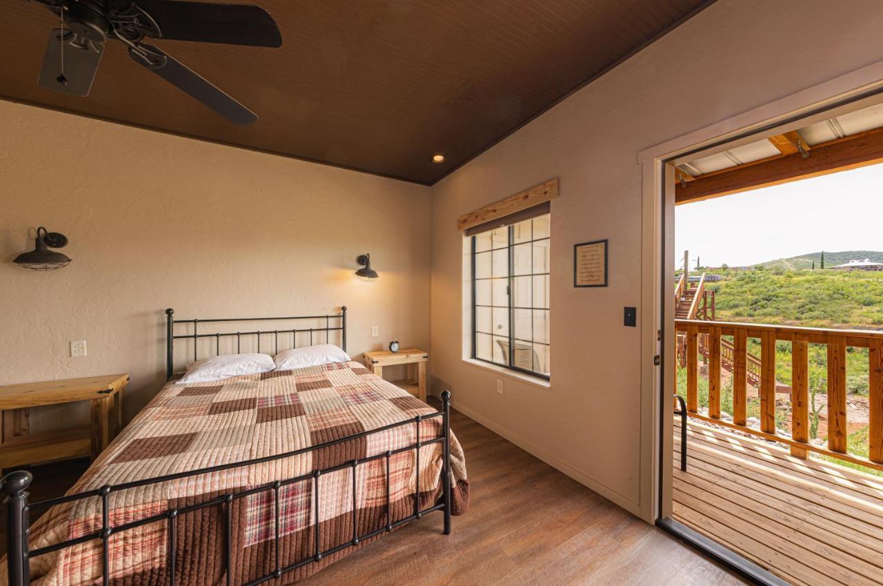 -Pet Friendly- Miners Cabin #6 - King Bed With Private Balcony ทูมสโตน ภายนอก รูปภาพ