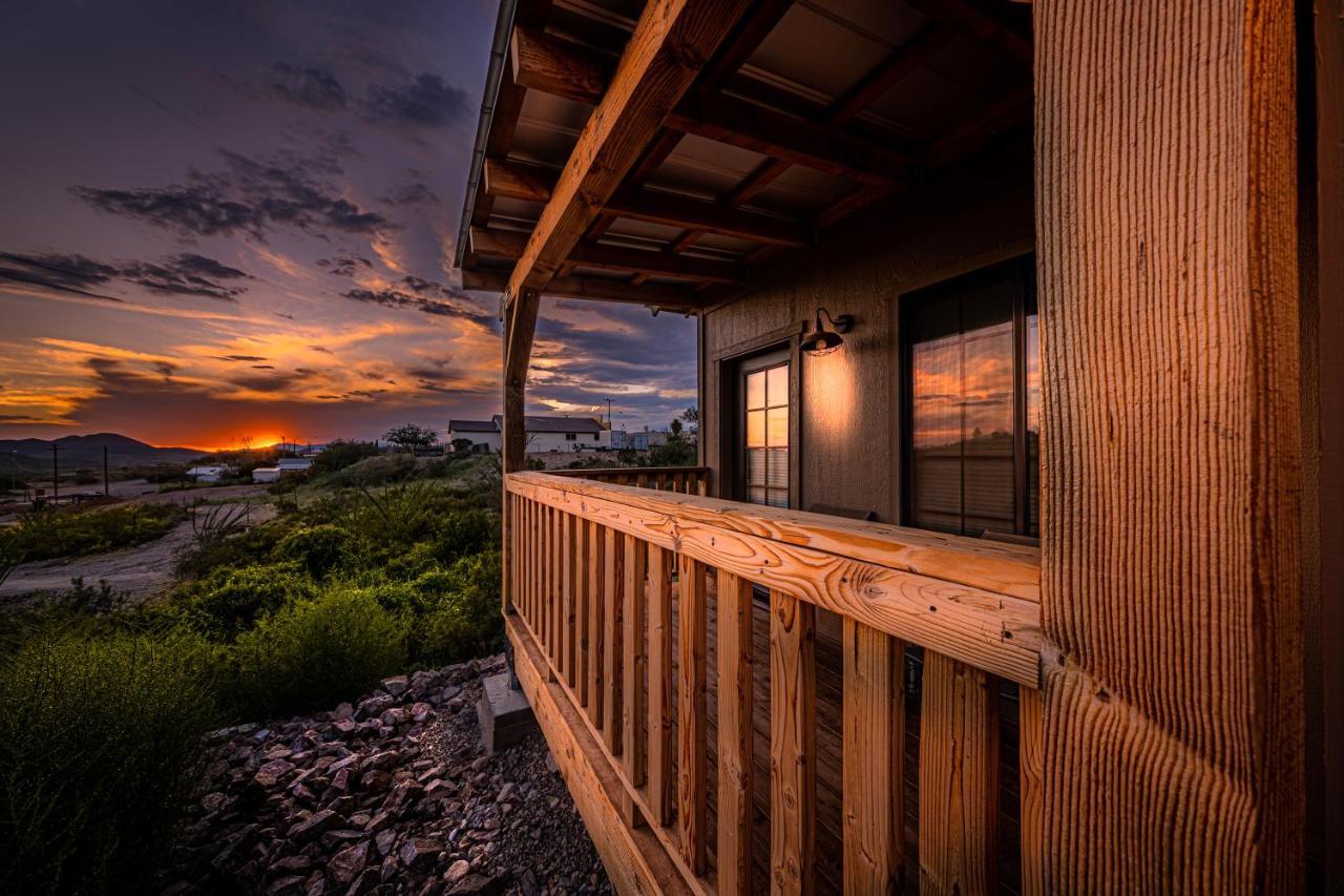 -Pet Friendly- Miners Cabin #6 - King Bed With Private Balcony ทูมสโตน ภายนอก รูปภาพ