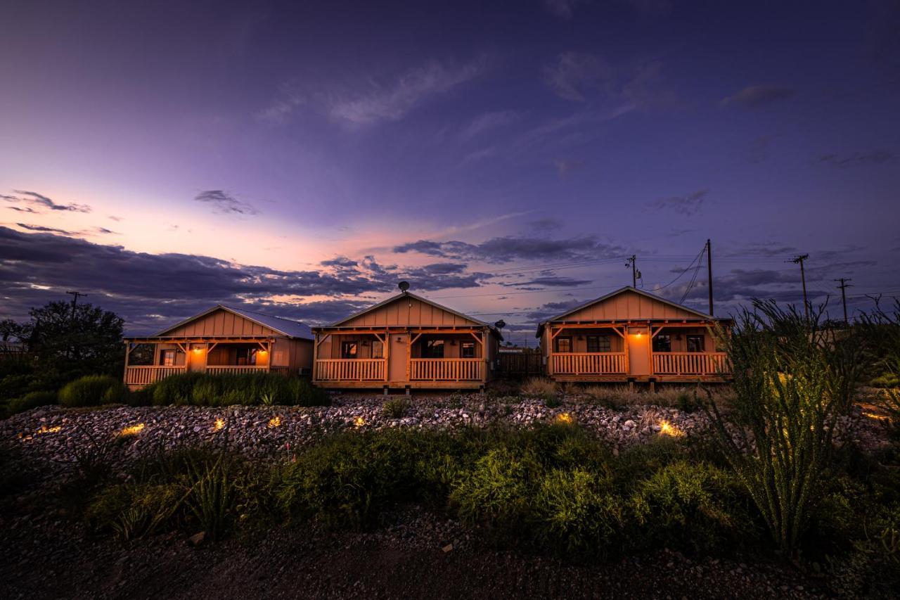 -Pet Friendly- Miners Cabin #6 - King Bed With Private Balcony ทูมสโตน ภายนอก รูปภาพ