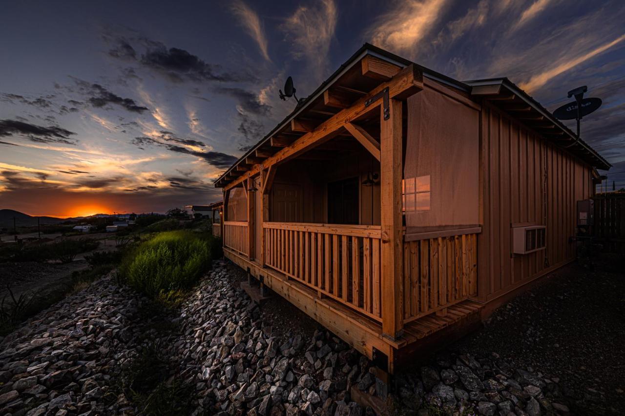 -Pet Friendly- Miners Cabin #6 - King Bed With Private Balcony ทูมสโตน ภายนอก รูปภาพ