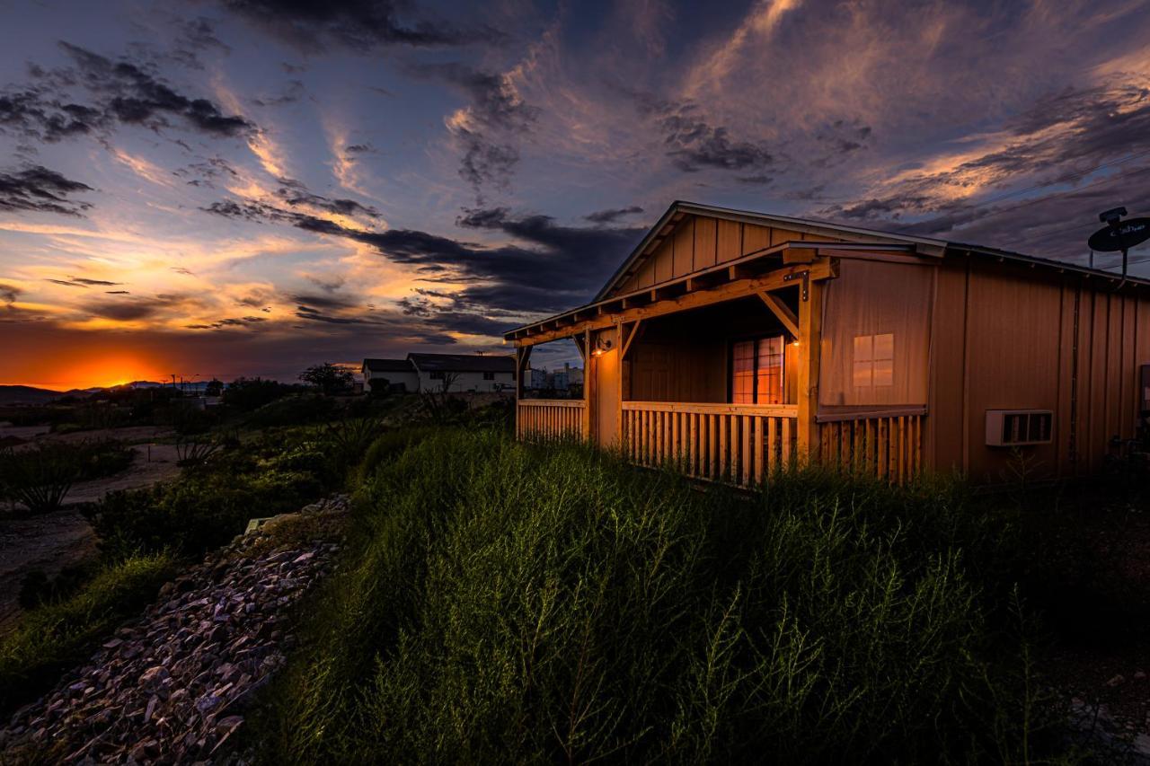 -Pet Friendly- Miners Cabin #6 - King Bed With Private Balcony ทูมสโตน ภายนอก รูปภาพ